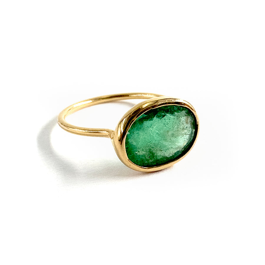 The 18kt Yellow Gold Aura Gemstone in Emerald