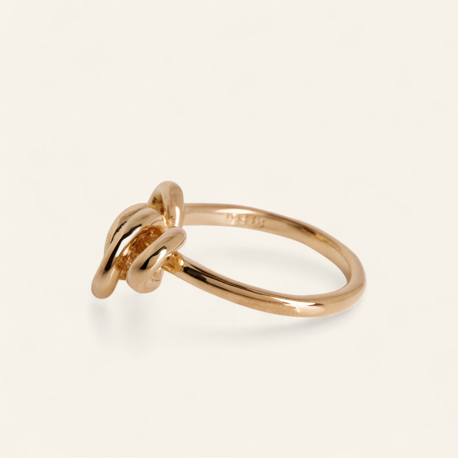 The Amara Knot Ring
