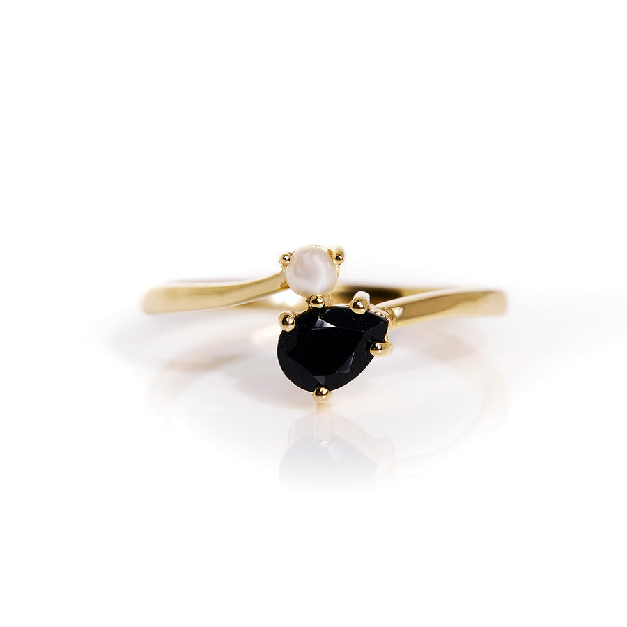The 6x4 Pear & Round Gemini Ring