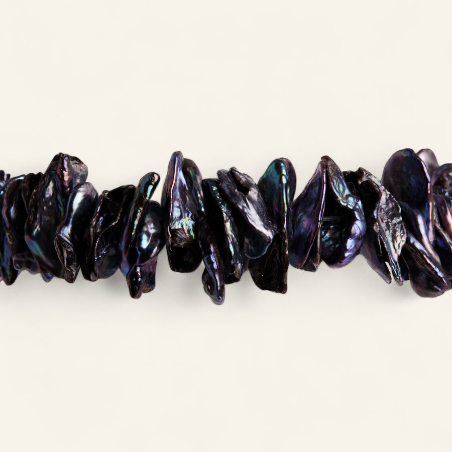 The Jagged Black Pearl Bracelet