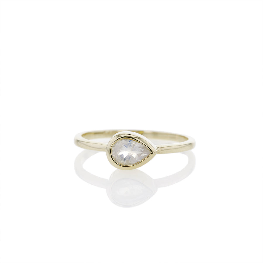 The 6x4 Pear Stacker Ring in 9kt Gold