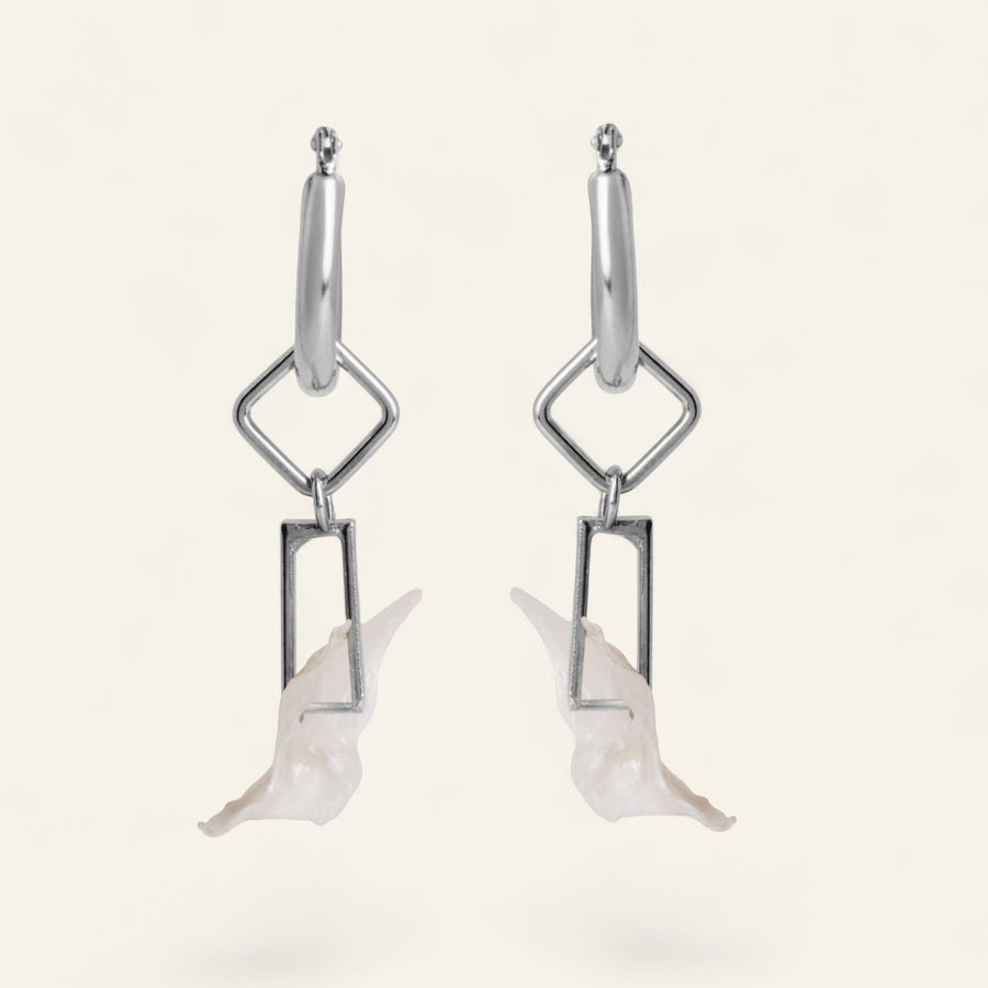 The Keshi Petal Pearl Drops