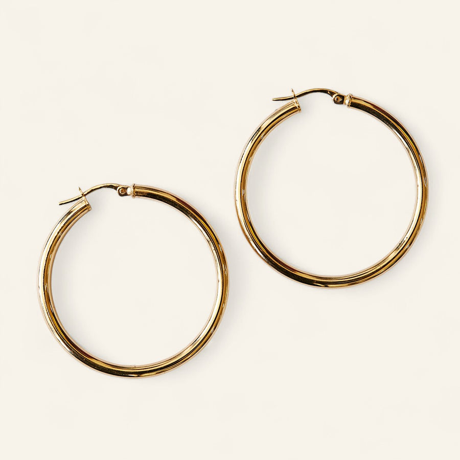 9kt Gold D-Shape Hoops / 30x4mm
