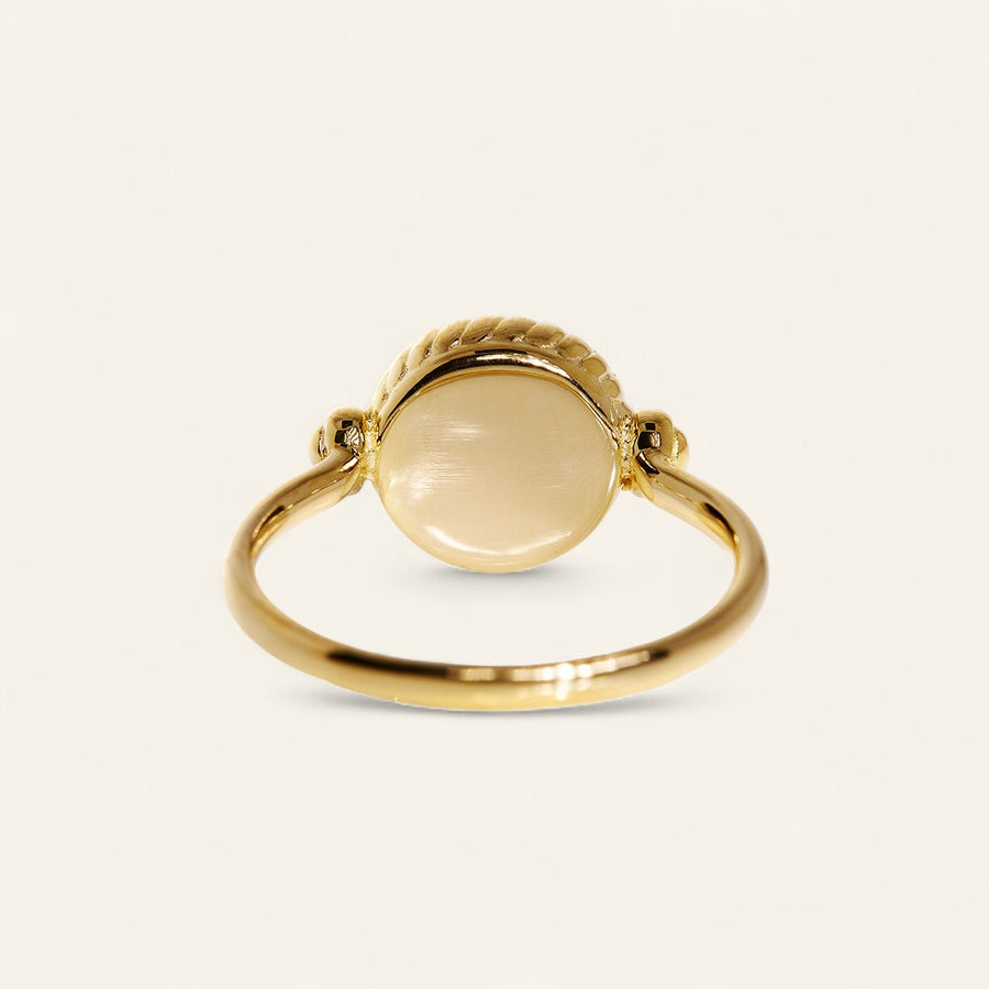 The Roped Round Stone Ring