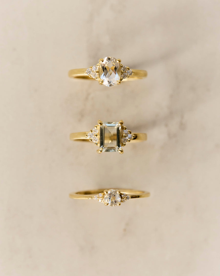 The Diamond Oval Lewis Cluster Ring in 9kt Gold