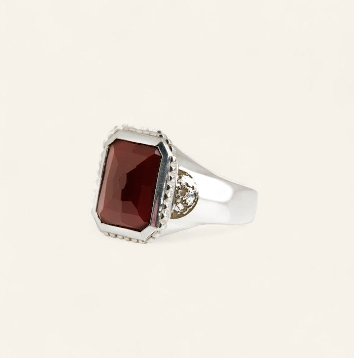Andréa Katzeff's Sun to Moon Ring