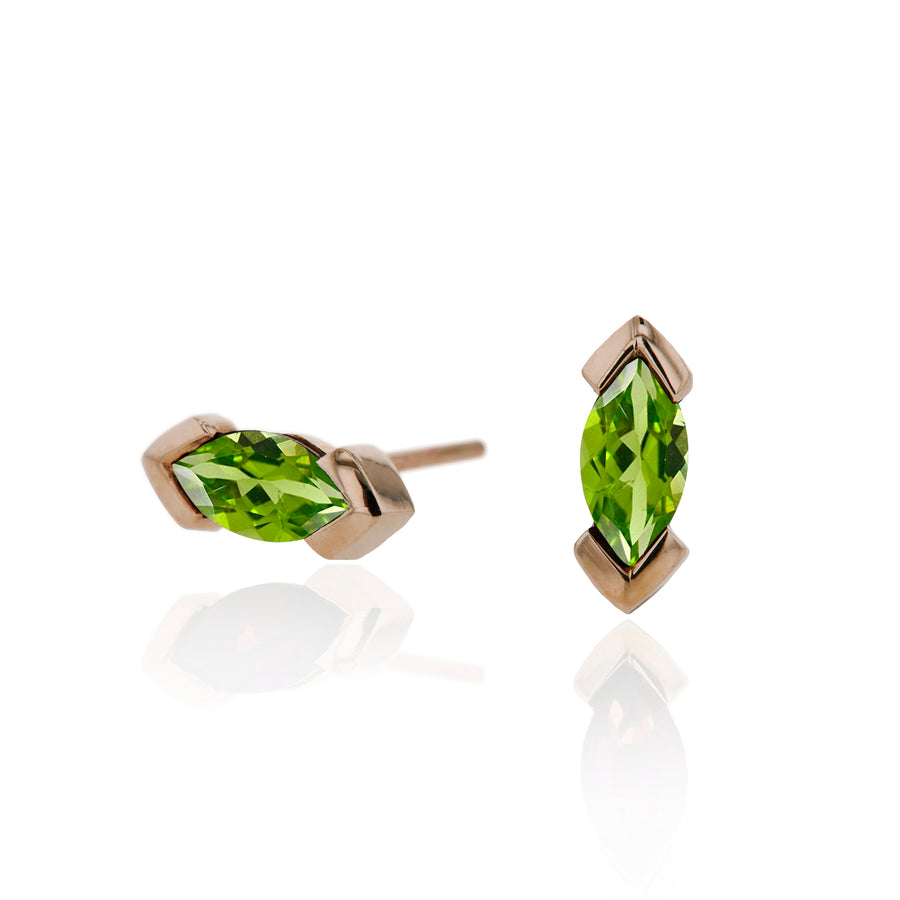 The V-Prong Marquise Stud