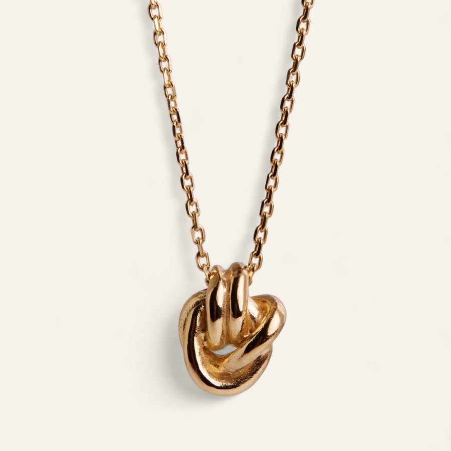 The Amara Knot Necklace
