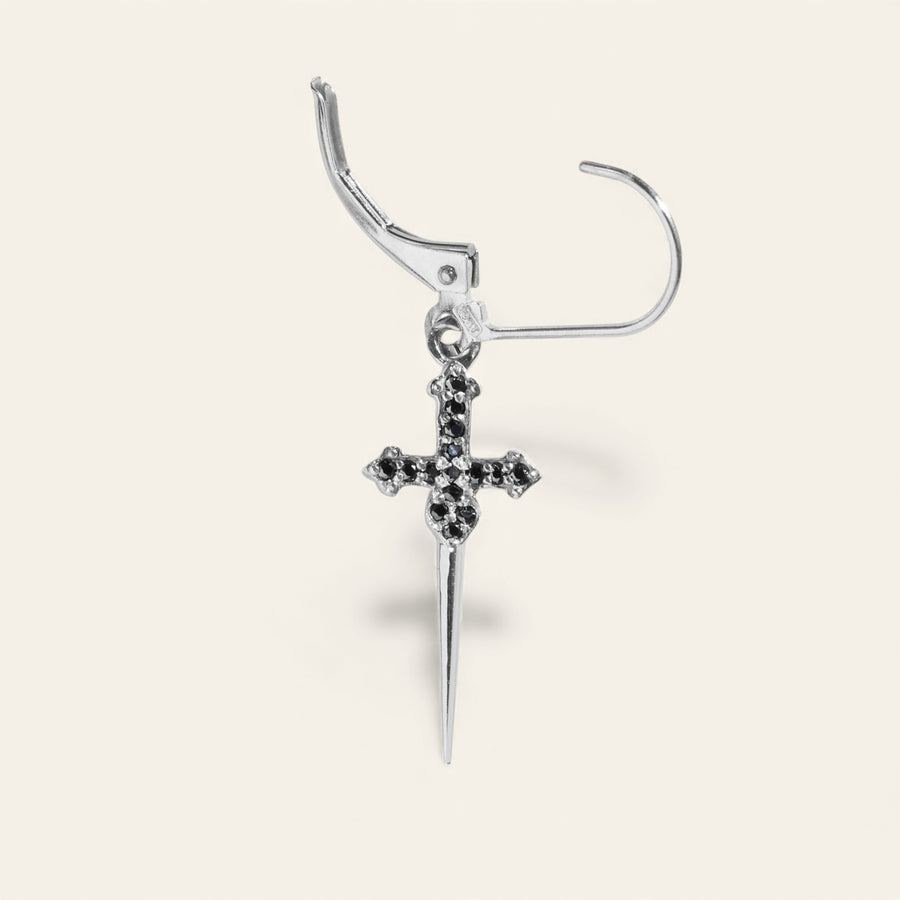 The Stoned Dagger Sleeper in Silver