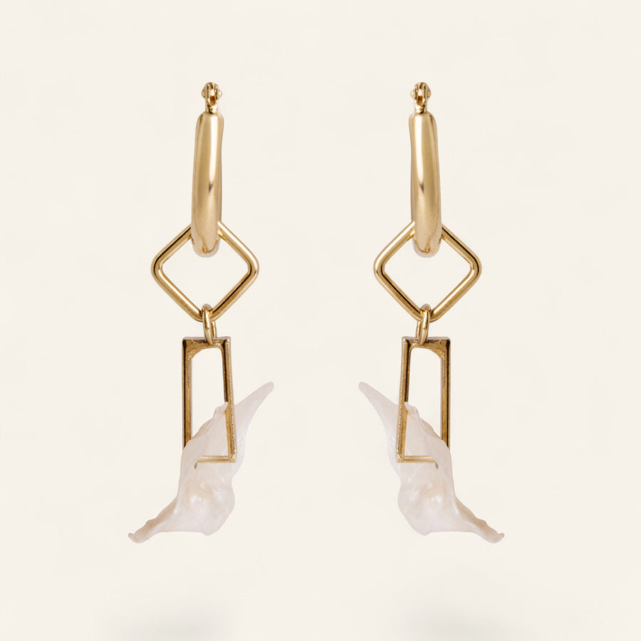 The Keshi Petal Pearl Drops