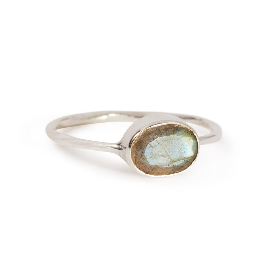 The Oval Stone Ring in Silver