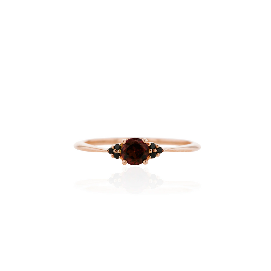 The 4mm Lewis Cluster Ring
