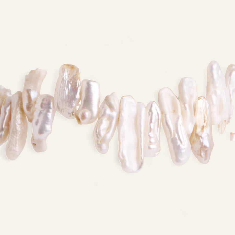 The Jagged White Pearl Bracelet
