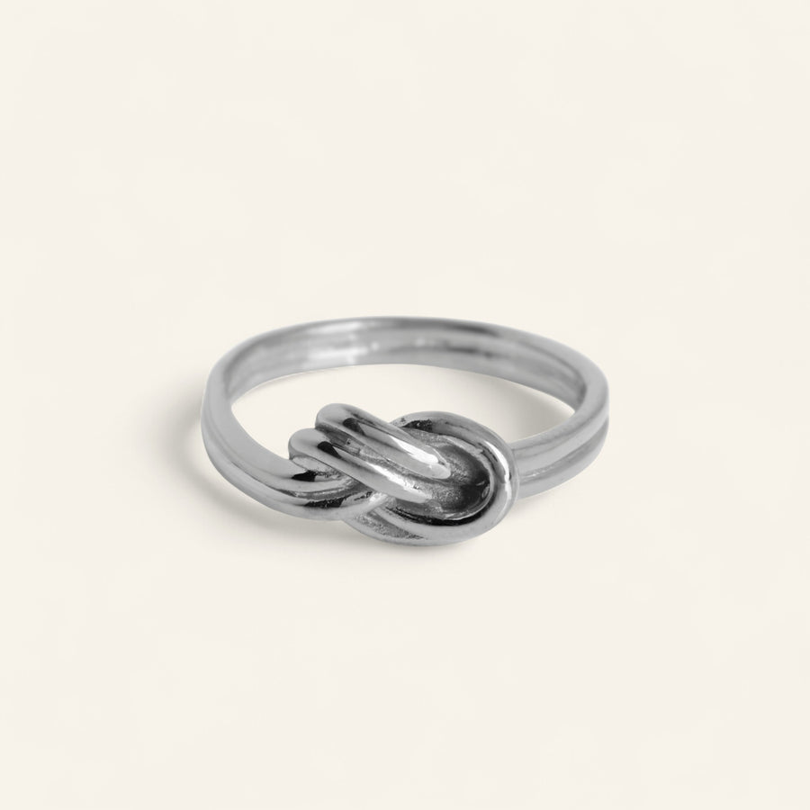 The Double Knot Ring
