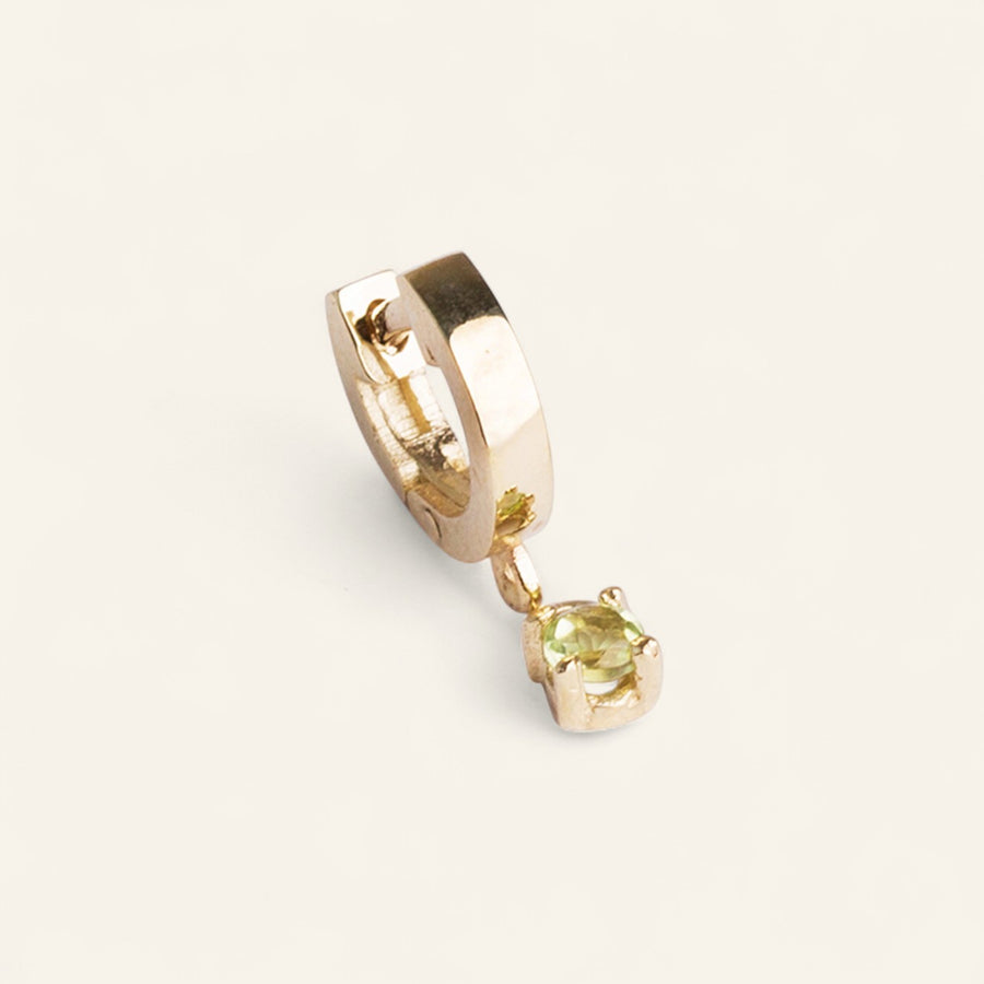Mini Peridot Stoned Charm Huggie In Gold