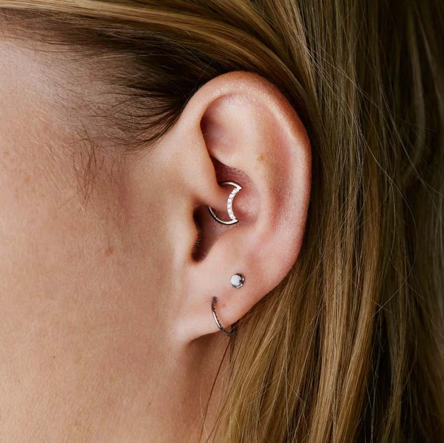 Piercing - Black Betty JOHANNESBURG (service fee only)