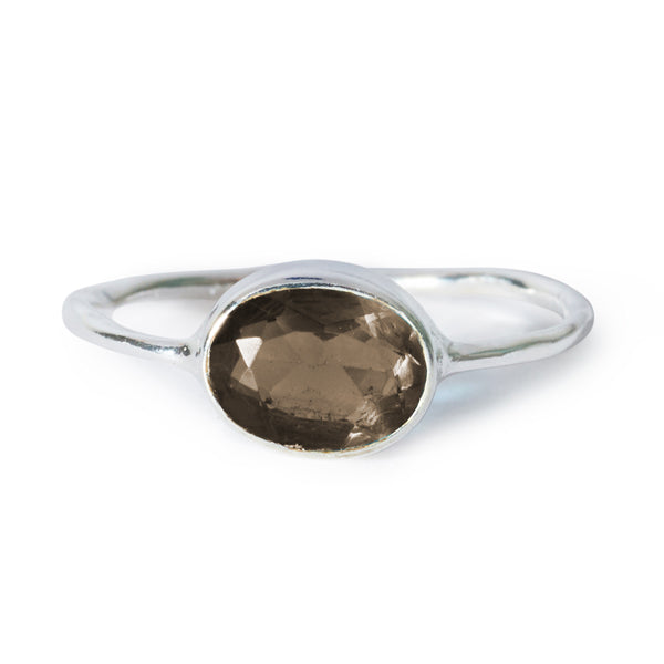 The Oval Stone Ring in Silver