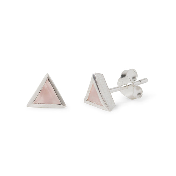 THE SUMMER TRIANGULAR STUDS IN SILVER