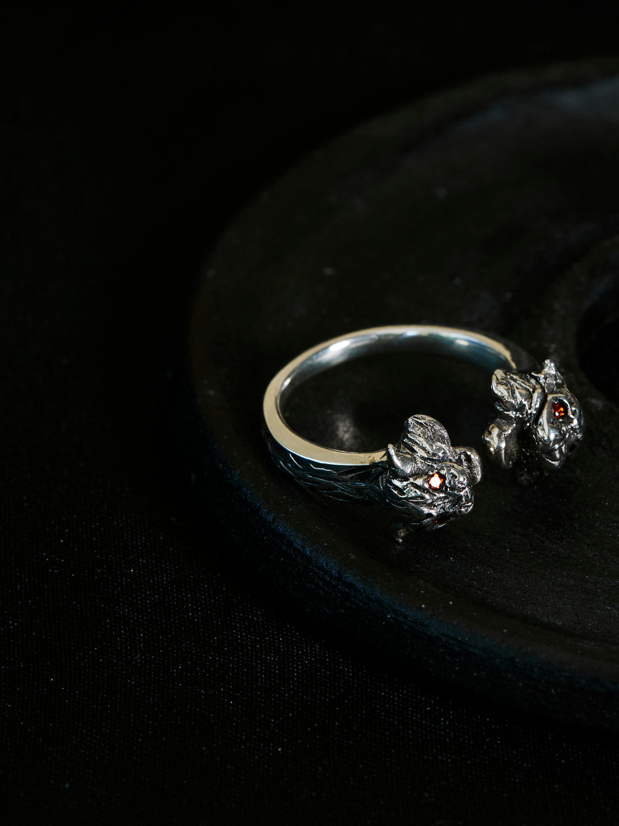 The Dual Tiger Ring in Silver