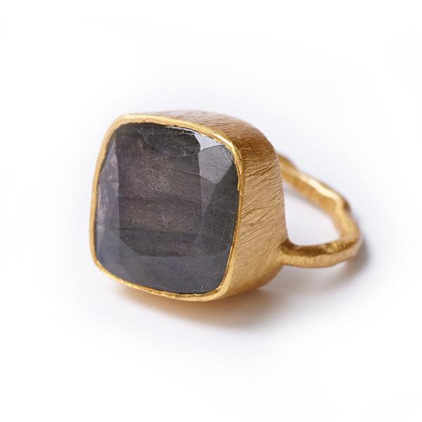 The Brushed Square Stone Ring