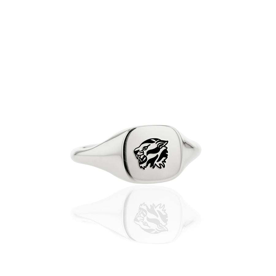 The Tiger's Slim Signet Ring in Silver