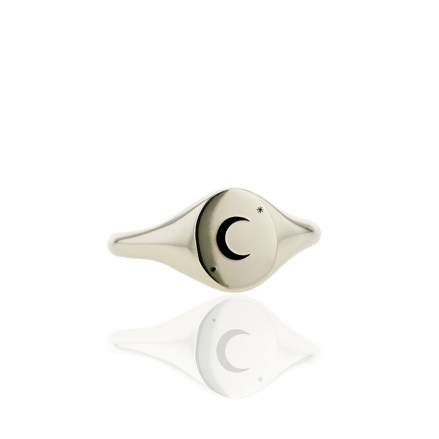 The Sickle Moon's Slim Signet Ring in Gold