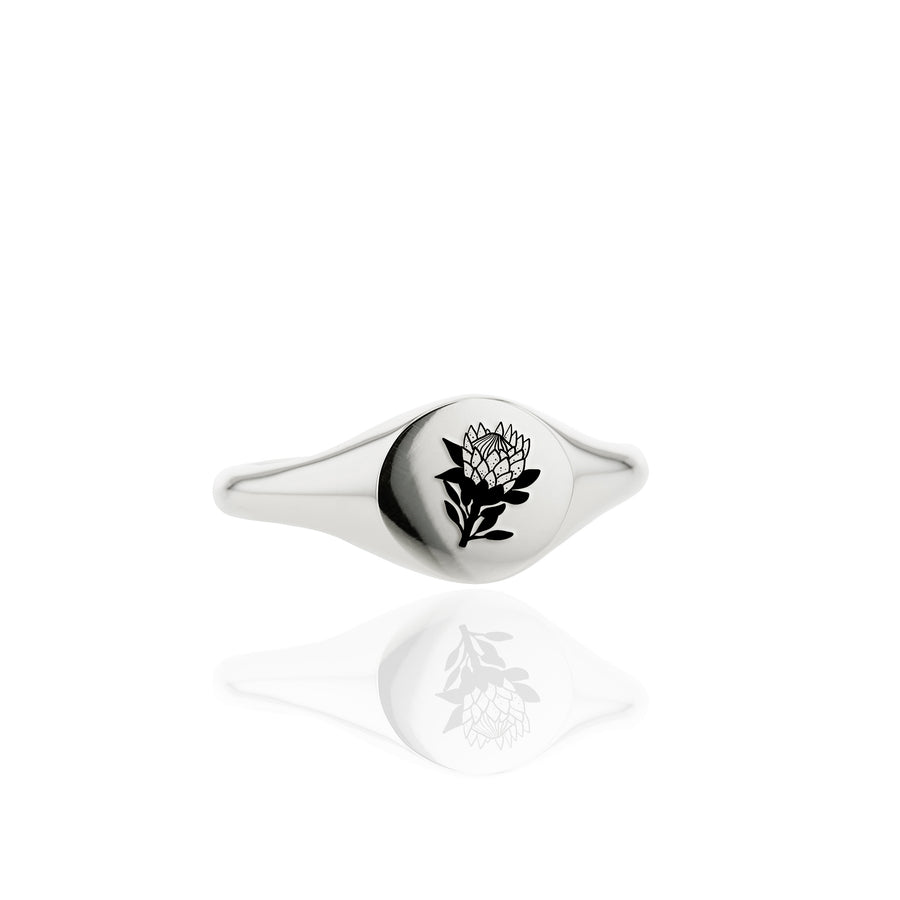 The Protea's Slim Signet Ring in Silver
